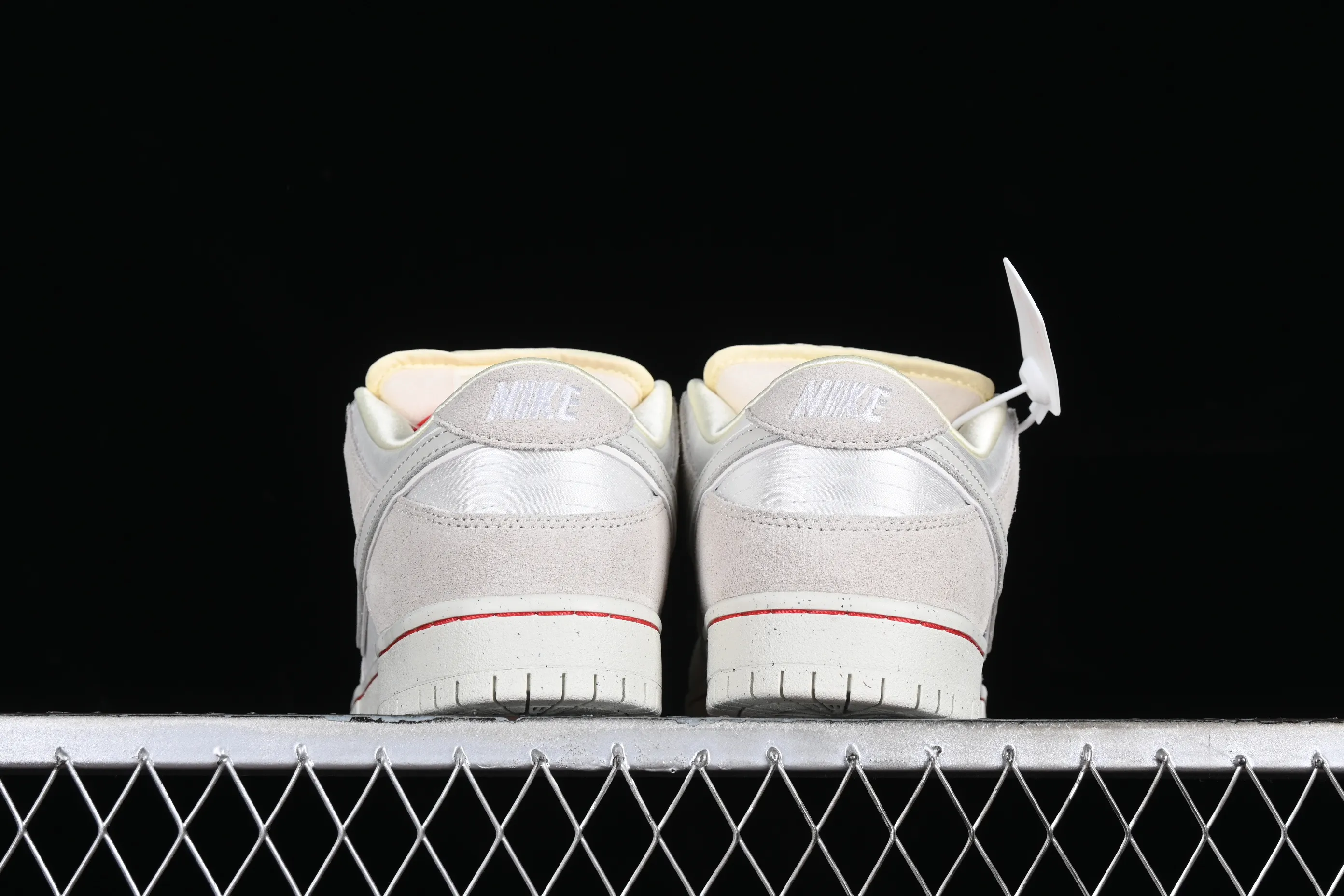 All categories Nk SB Dunk series Nk SB Dunk Low low-top sneakers F version Nk SB Dunk Low 2024 Valentine's Day theme SB low-top casual sneakers FZ5654-100